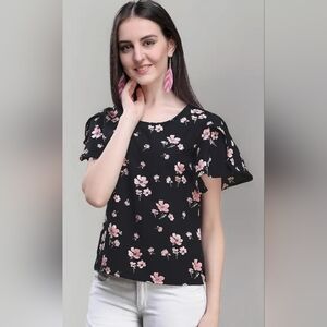 OOMPH! Women's Crepe Top